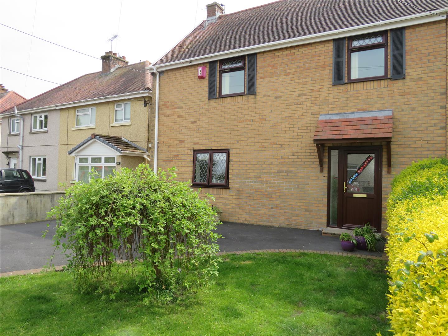 Ashburnham Road, Pembrey, Burry Port, Carms, SA16 0TL Property for Sale Willow Estates of